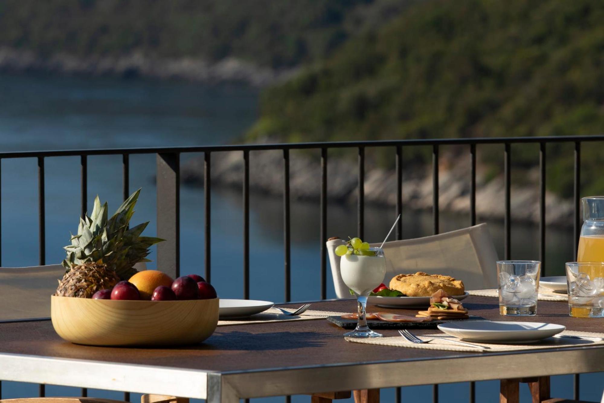 Villa Kalamos - Modern Villa In Sivota Bay With Direct Access To Sea Exterior photo
